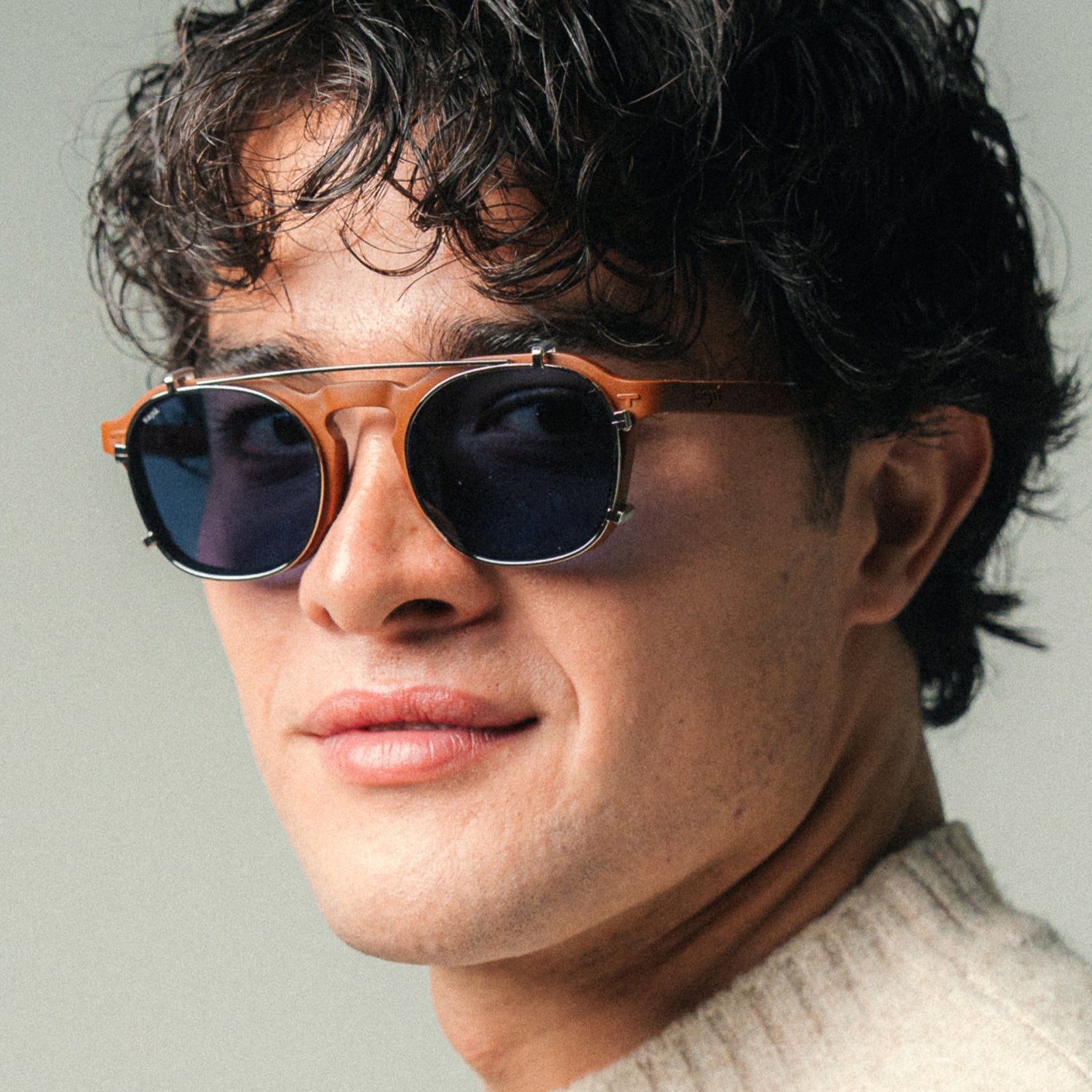 Clip-On - Lup Silver