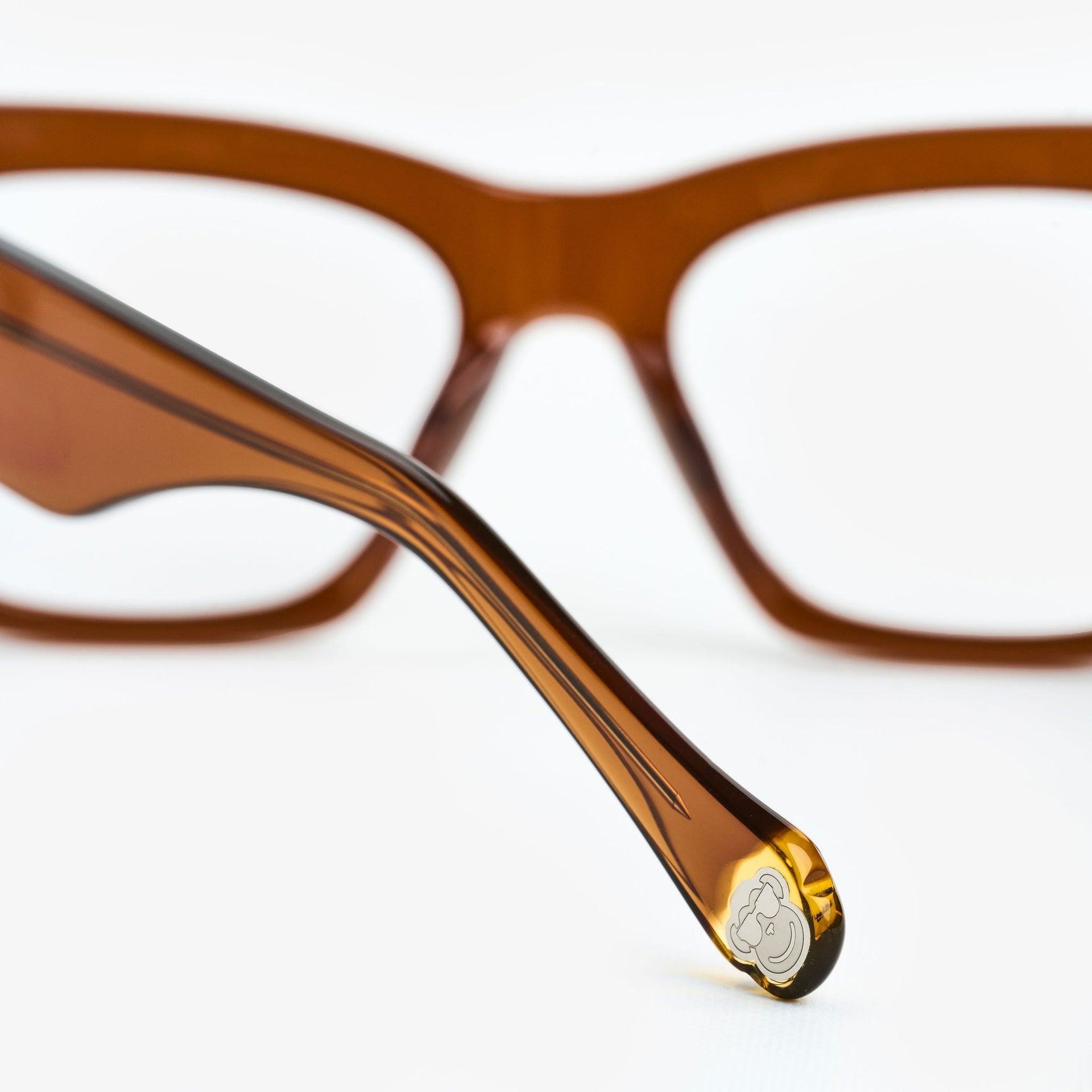 Midtown Clear Brown Formulado