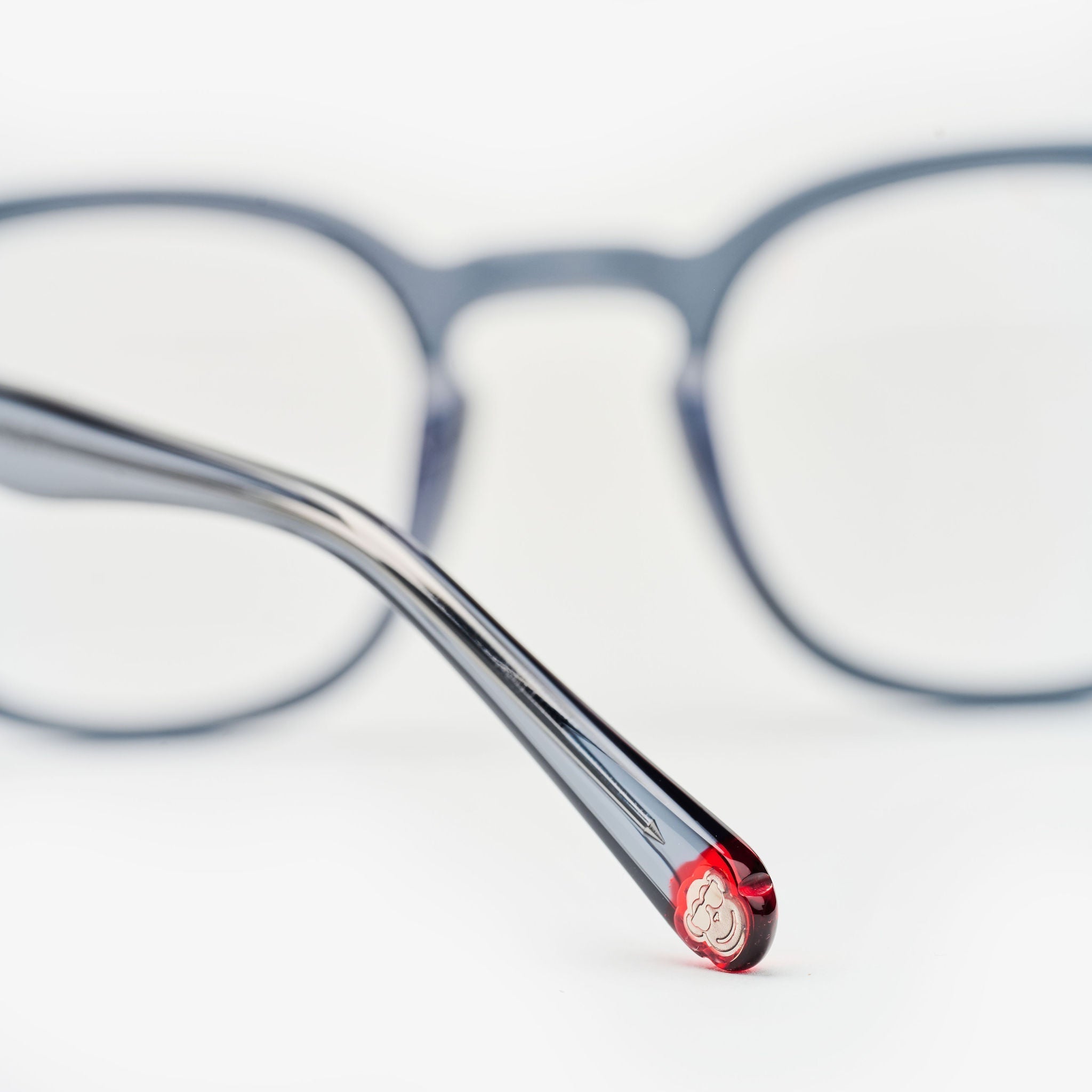 Belucci Clear Gray Formuladas - Sajú Colombia