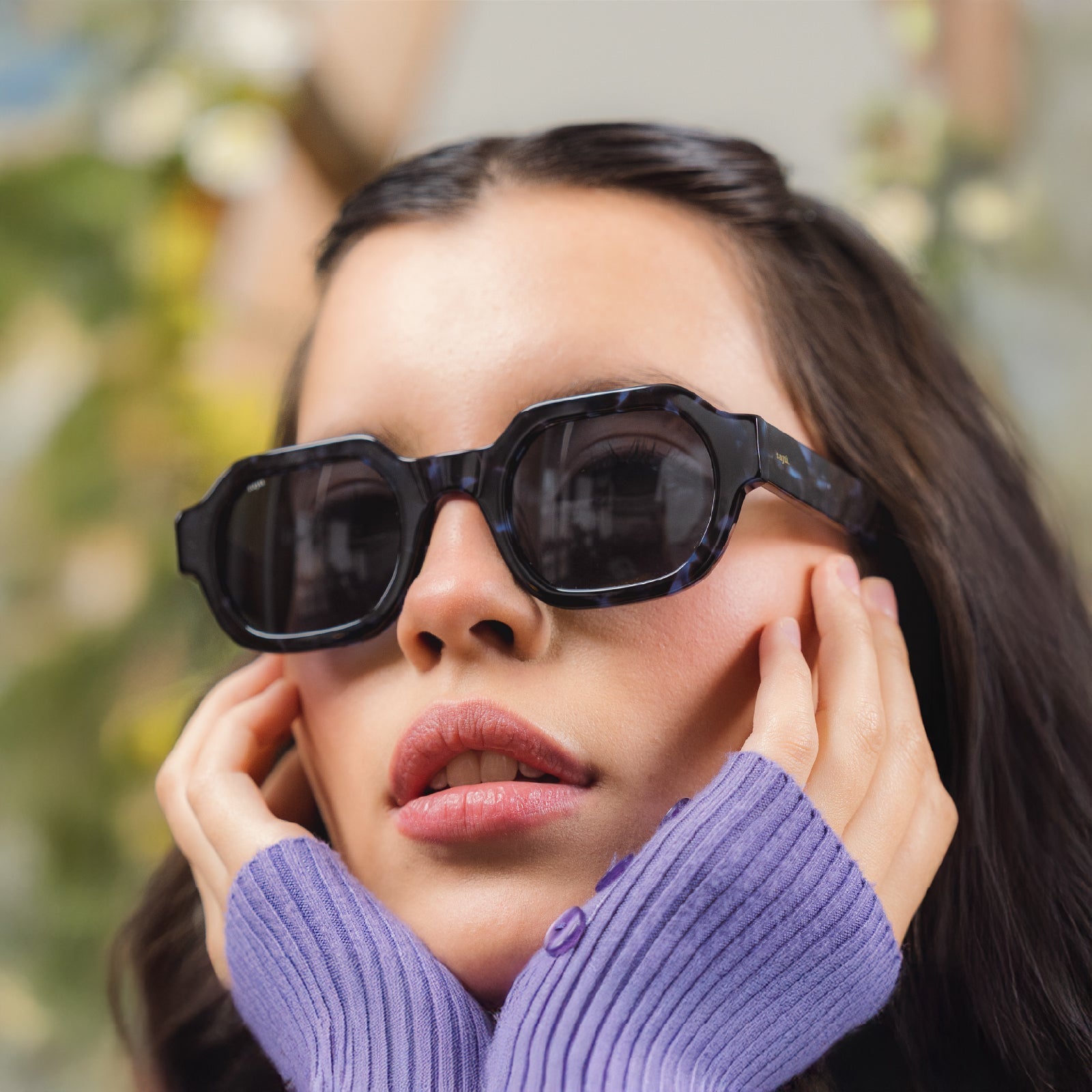 Bloom Black and Blue - Sajú Colombia