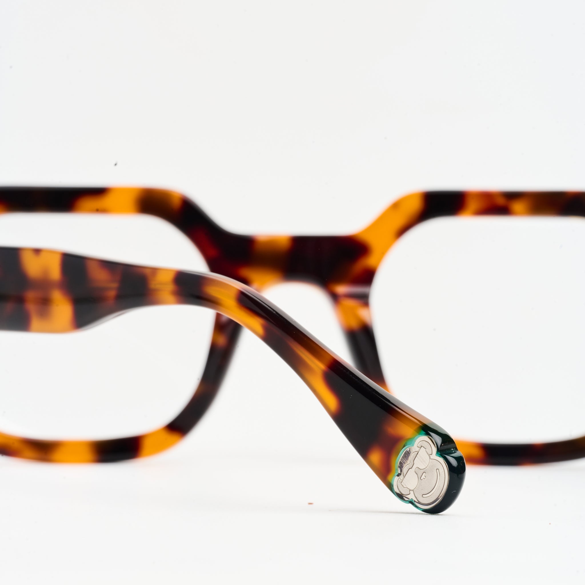 Bloom Light Brown Formuladas - Sajú Colombia