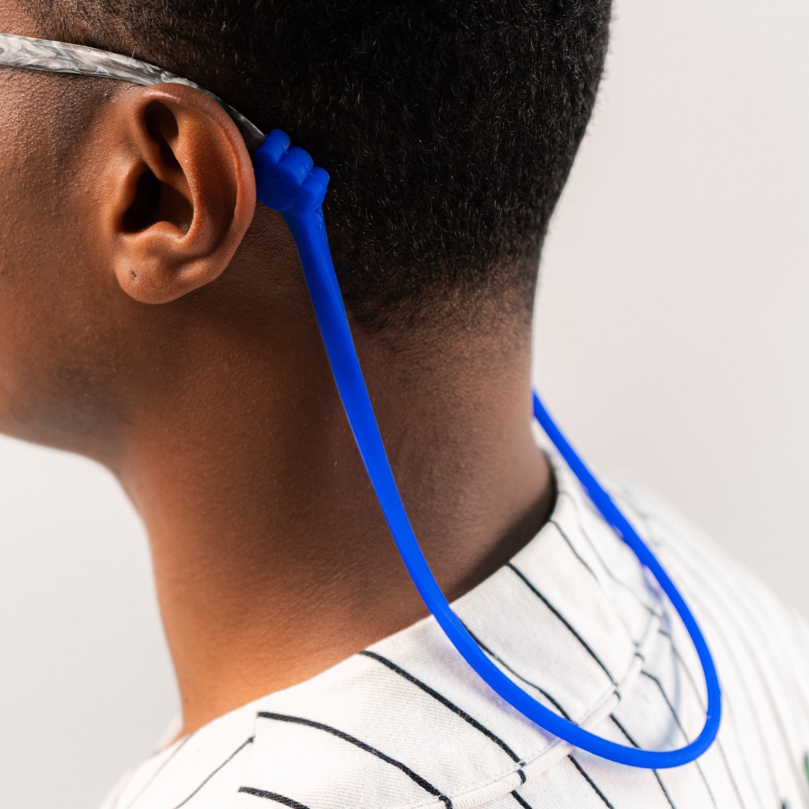 Cuelga Gafas Gomoso - Sajú Colombia