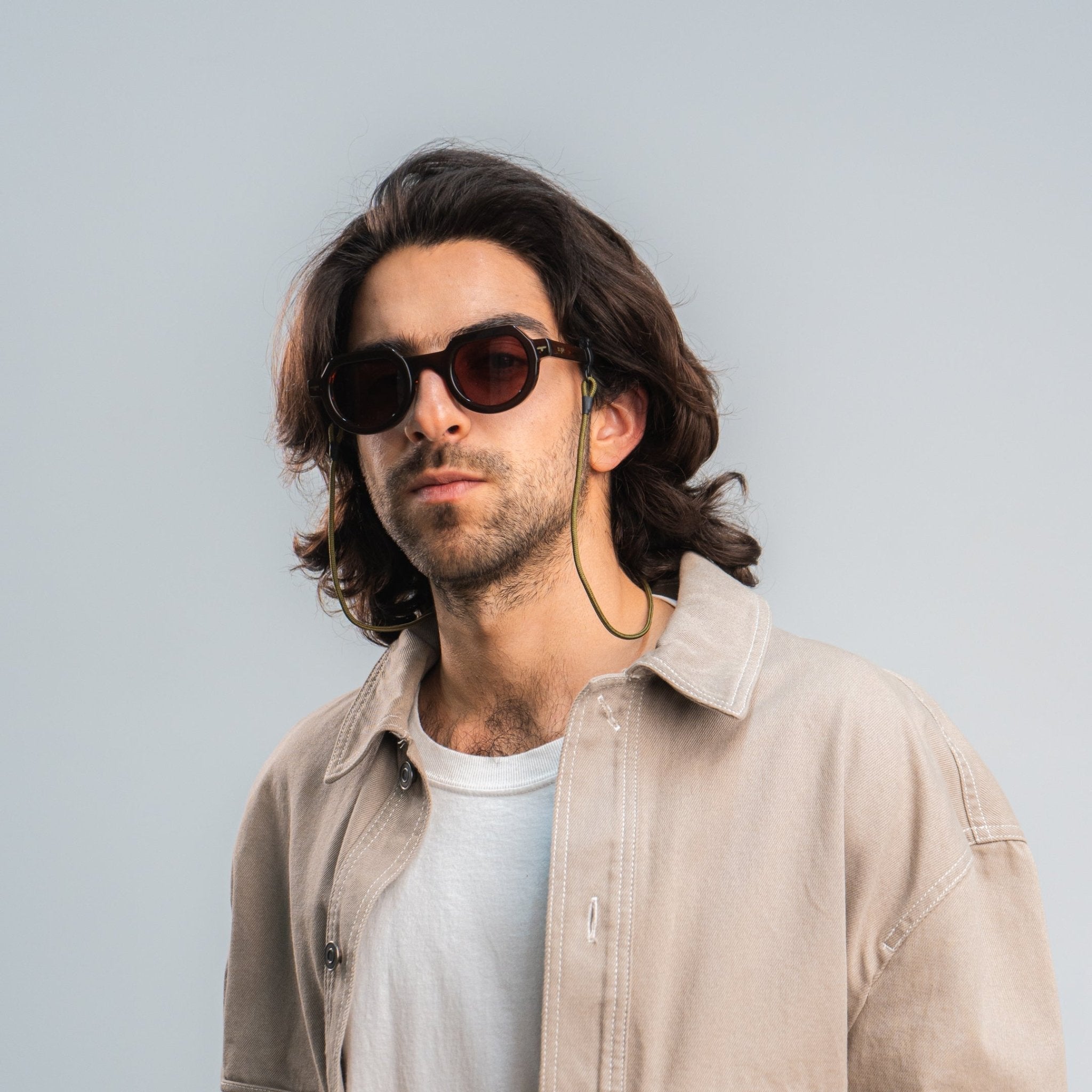 Cuelga Gafas Slim Light - Sajú Colombia