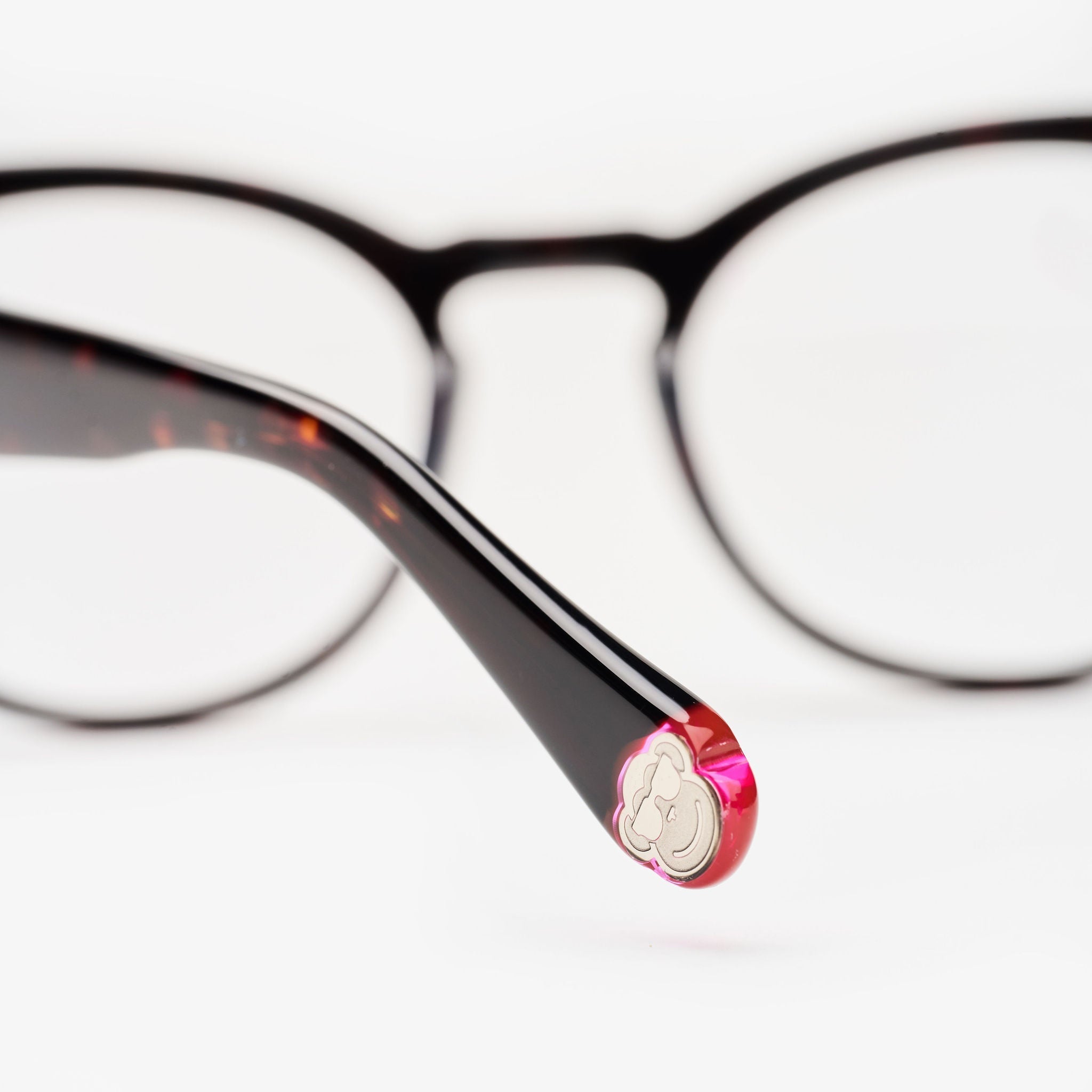 Mutvohrd Dark Brown Formuladas - Sajú Colombia