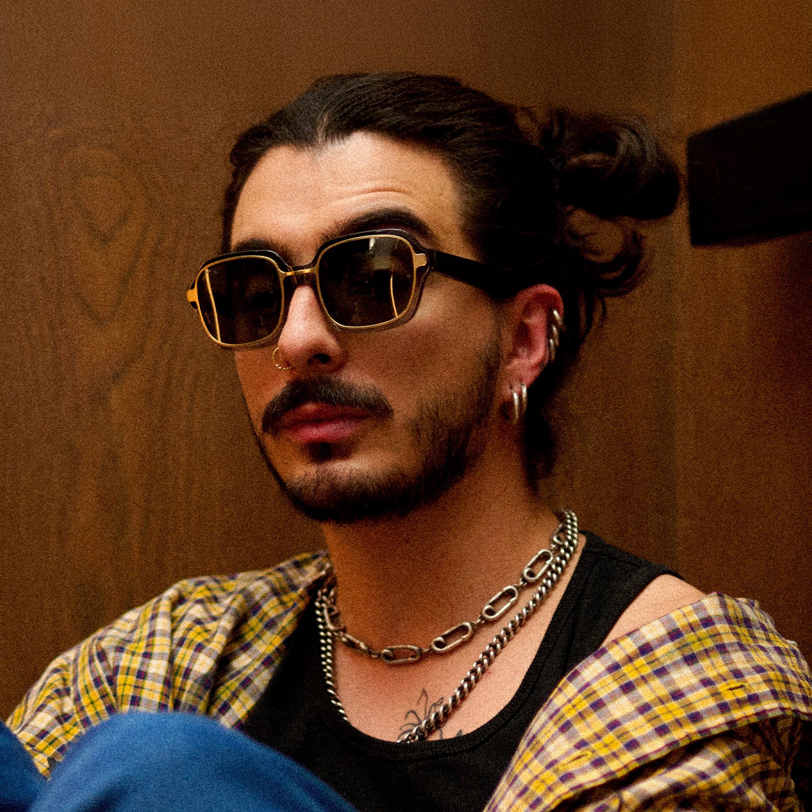 Simón Vargas Gradient Black