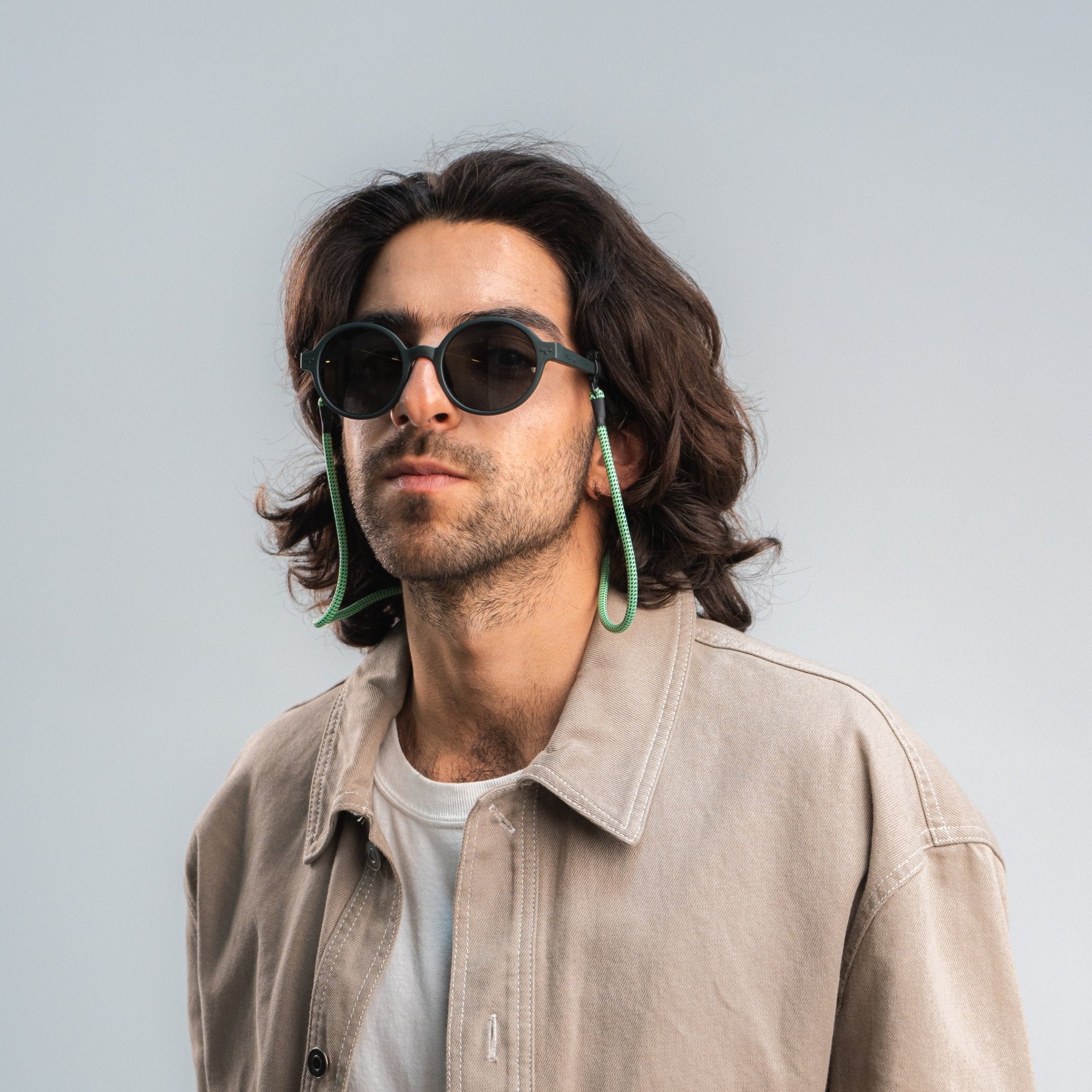 Cuelga Gafas Slim Bold - Sajú Colombia