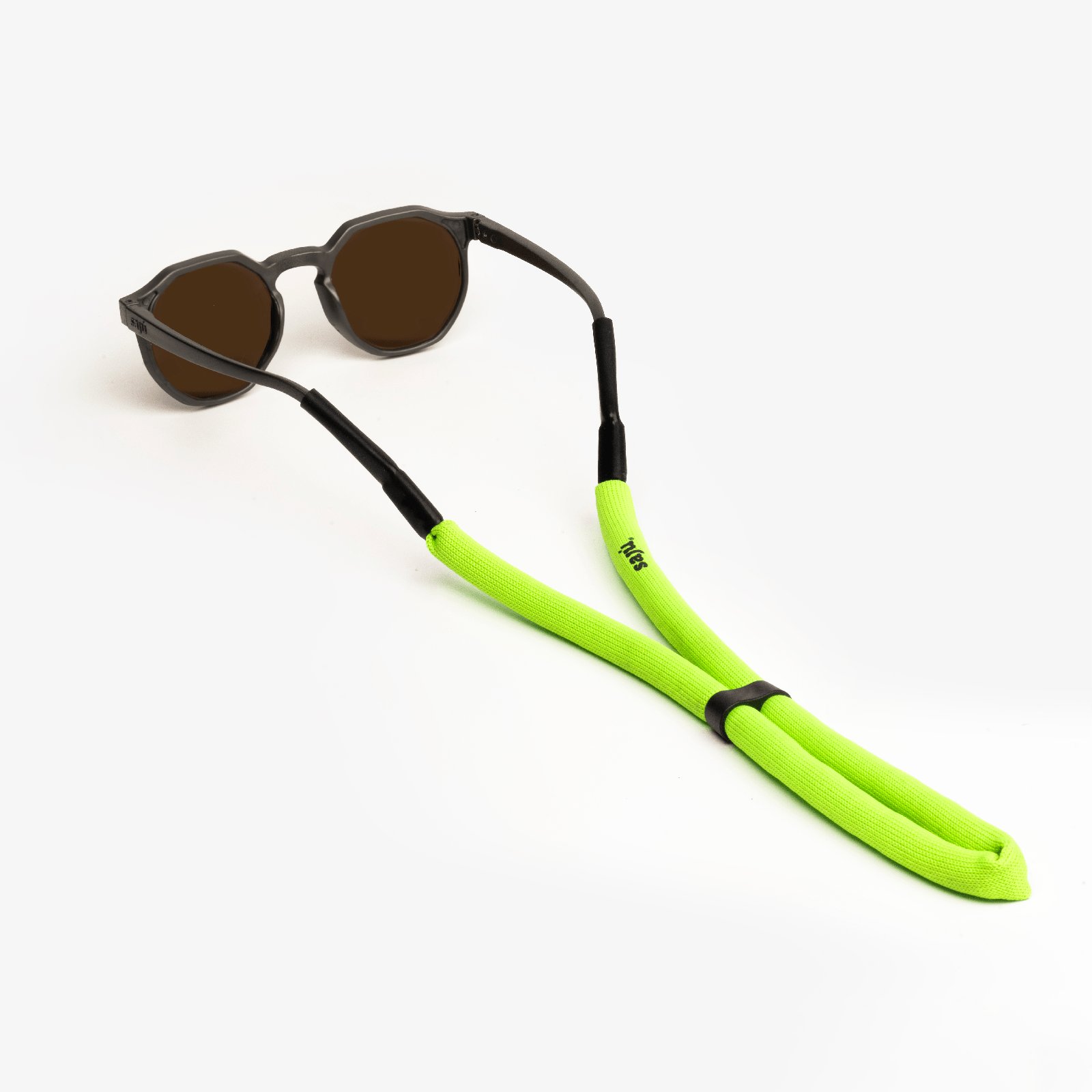 Floating - Sajú Colombia