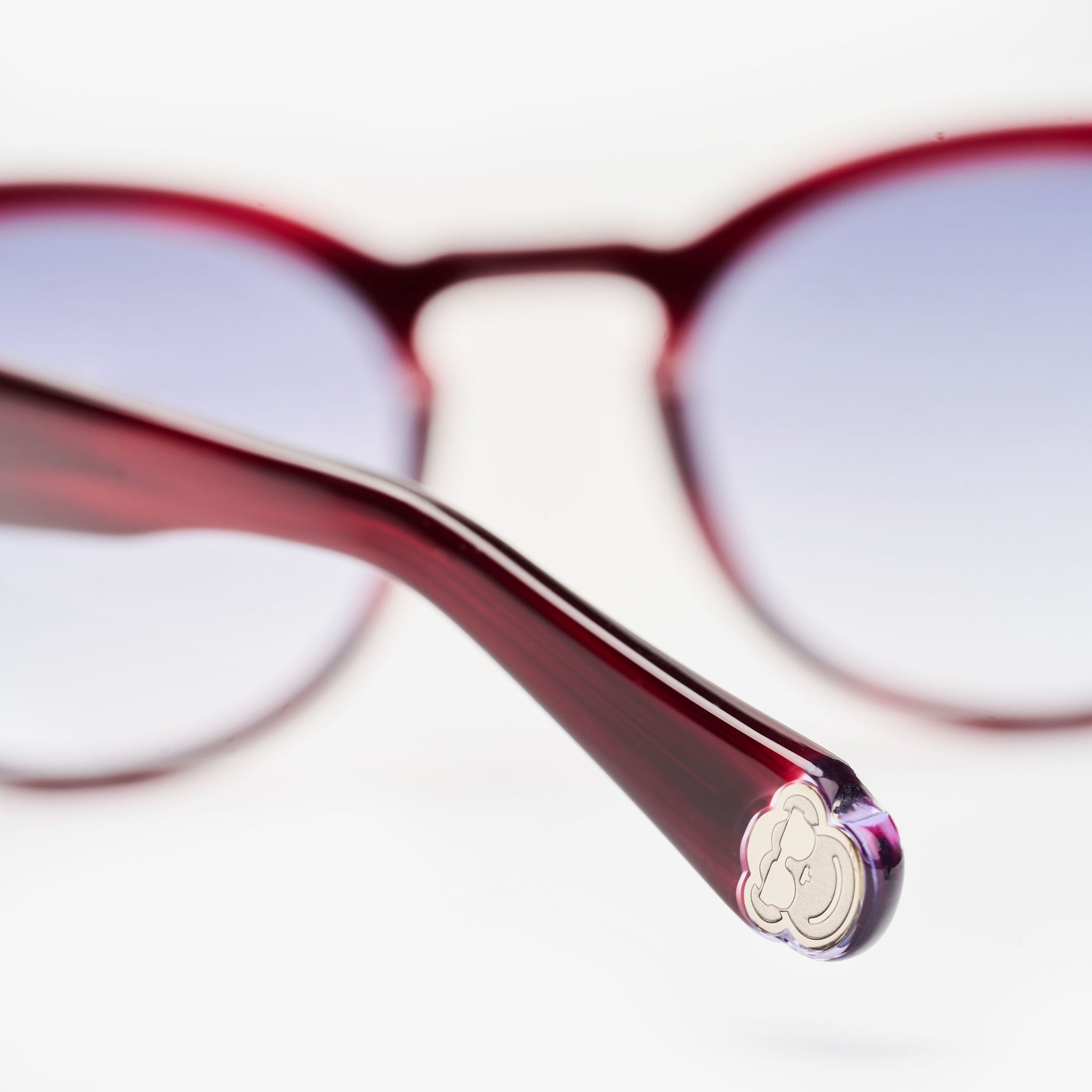 Mutvohrd Burgundy - Sajú Colombia