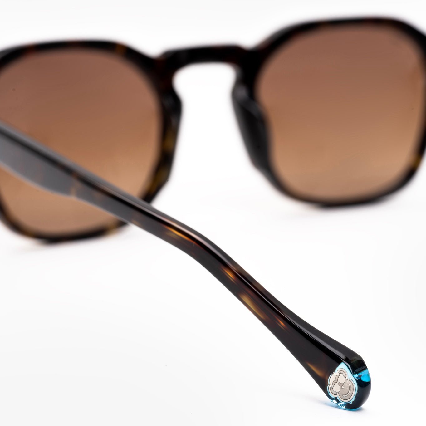 Reverse - Sajú Colombia